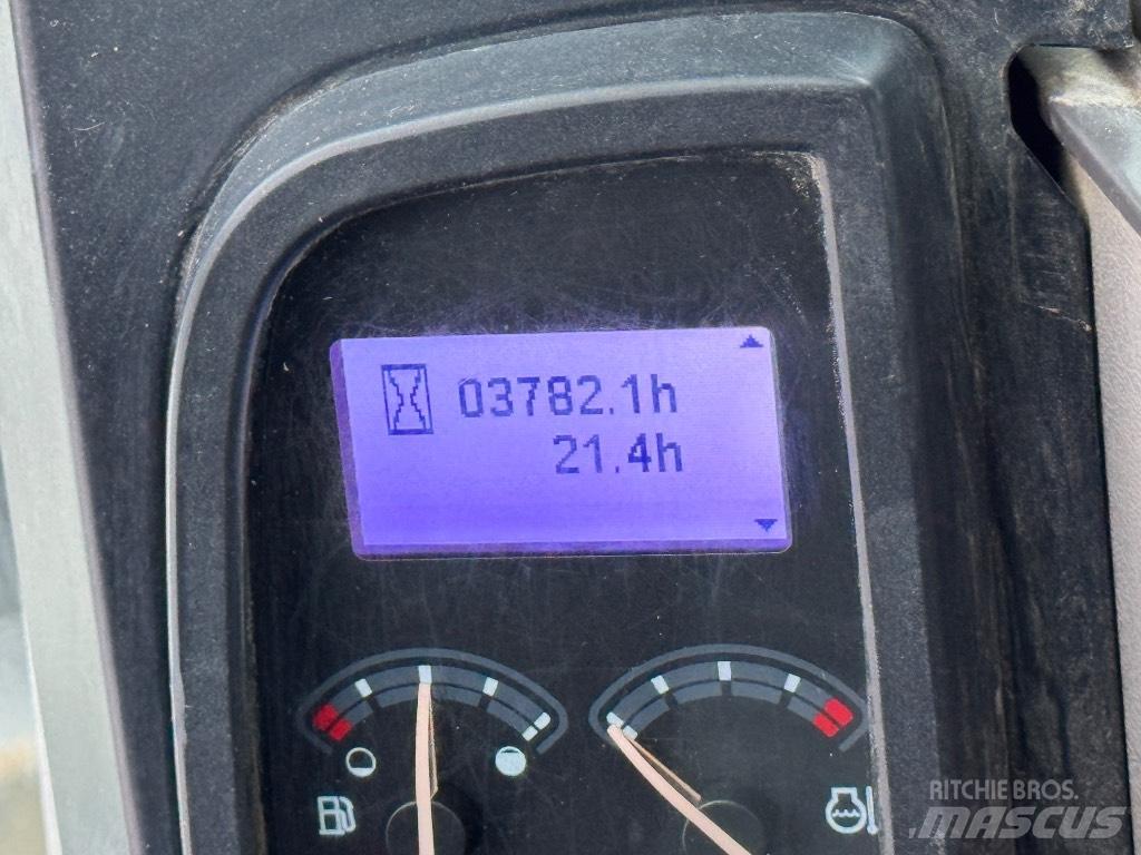 Volvo ECR 88 D حفارات وسط 7 طن - 12 طن