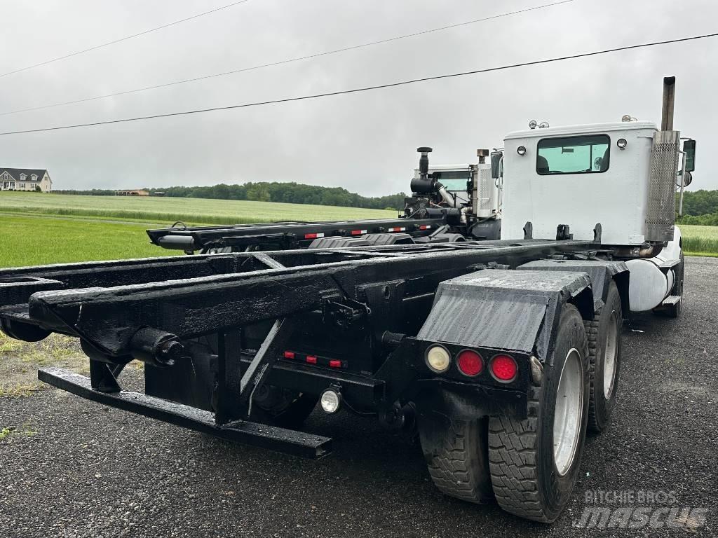 International 9400 شاحنات المخلفات