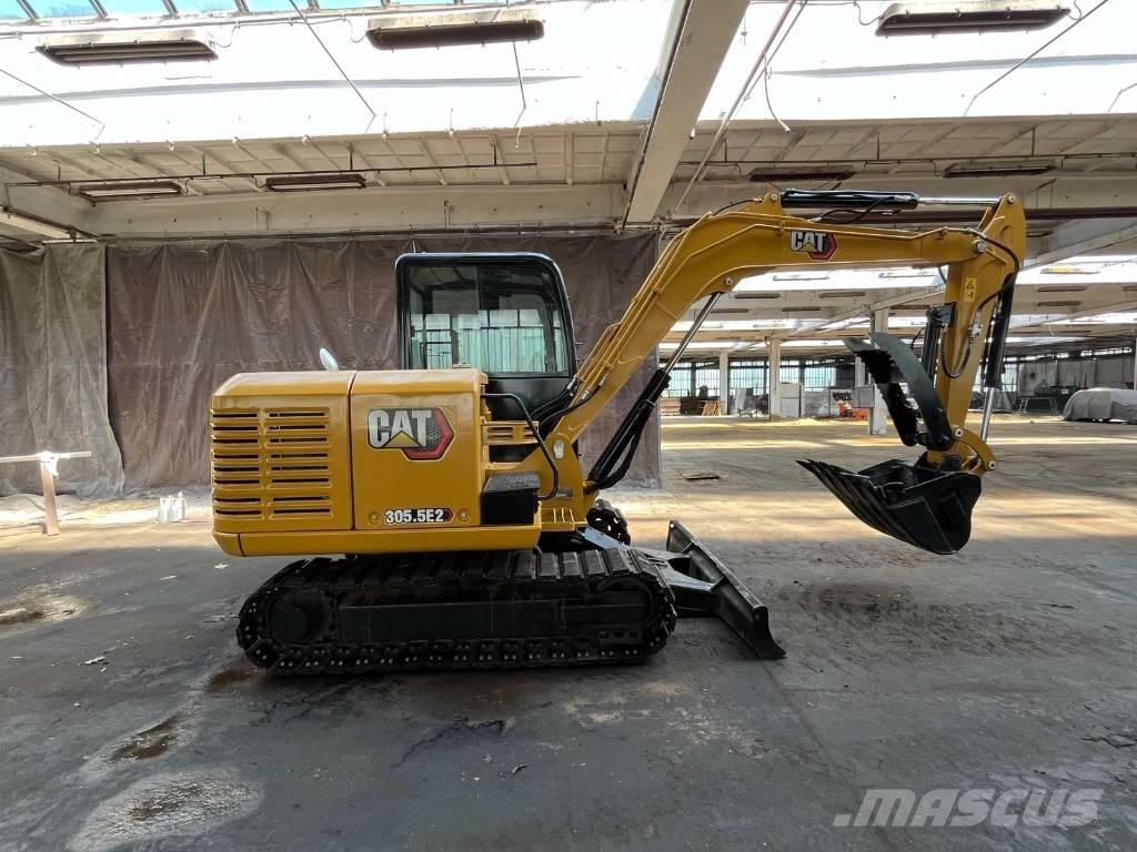 CAT 305.5 E 2 حفارات صغيرة أقل من 7 طن (حفارات صغيرة)