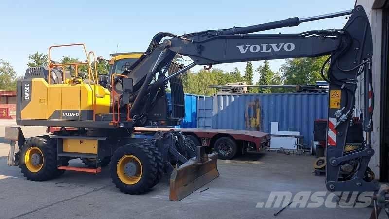 Volvo EW 160 E حفارات بعجل