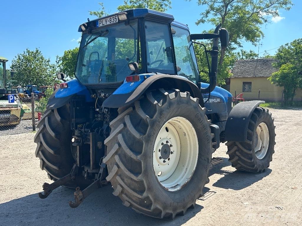 New Holland TM 165 الجرارات