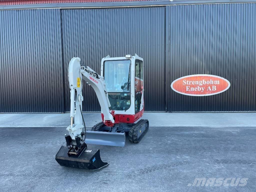 Takeuchi TB 216 حفارات صغيرة أقل من 7 طن (حفارات صغيرة)