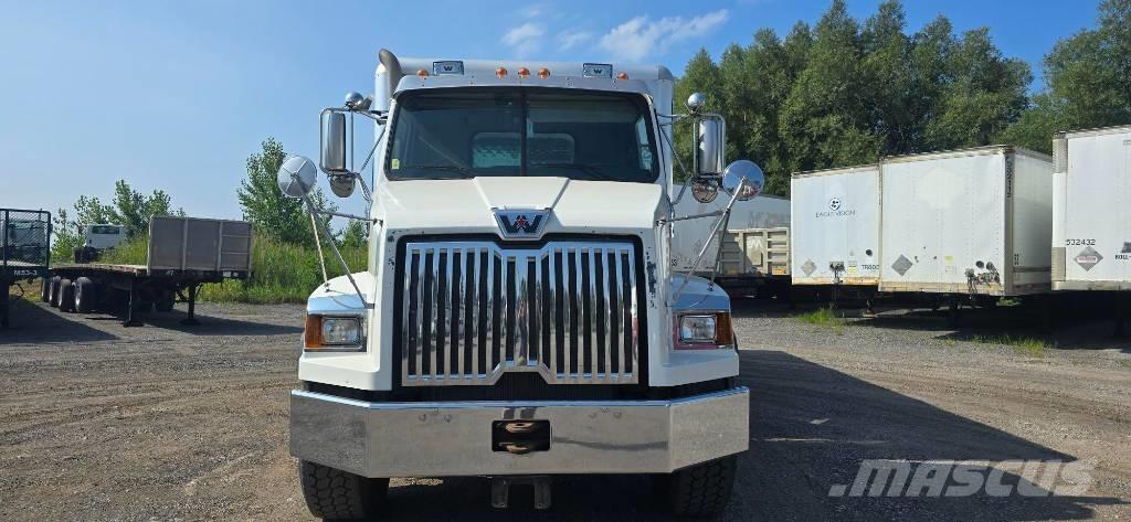 Western Star 4700 SB وحدات الجر