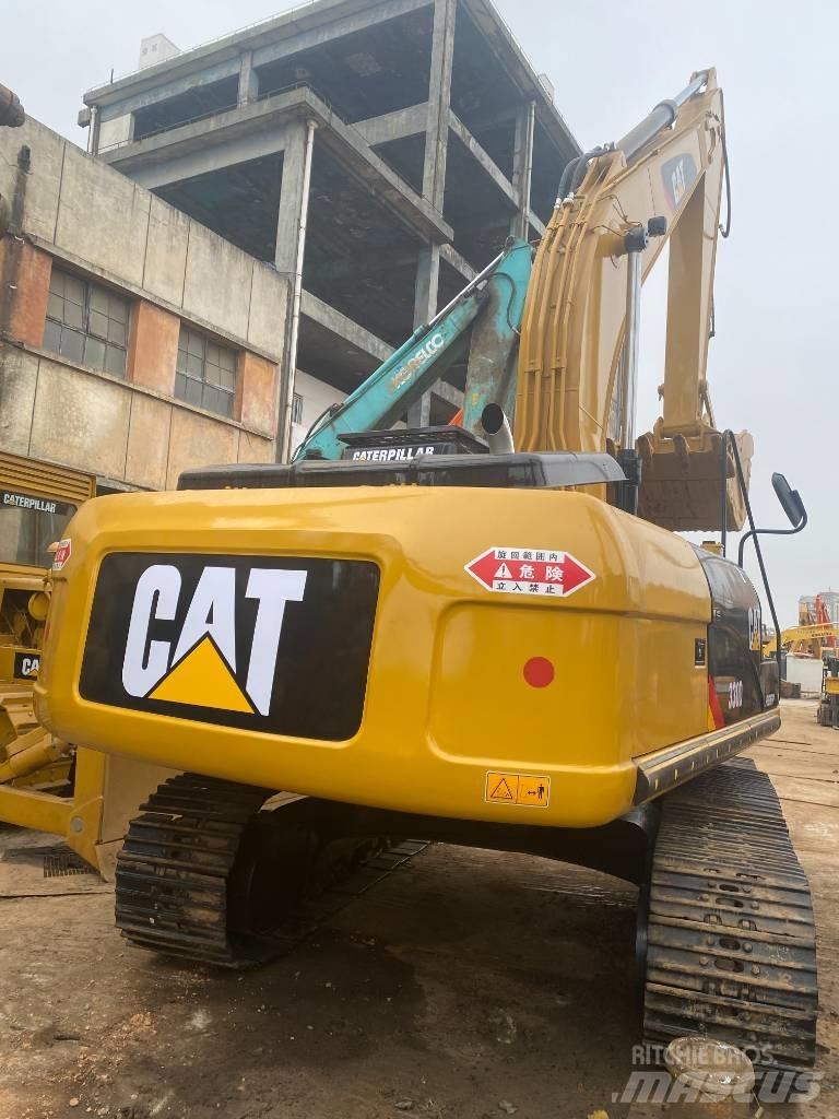 CAT 330 D حفارات زحافة