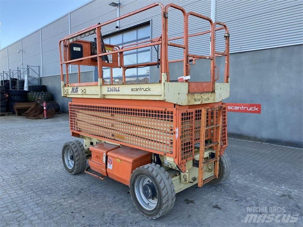 JLG 3369LE رافعات مقصية الشكل