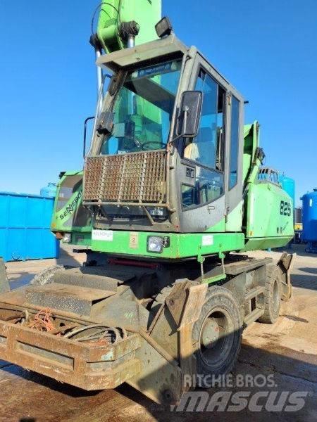 Sennebogen 825 مناولات المخلفات / مناولات صناعية
