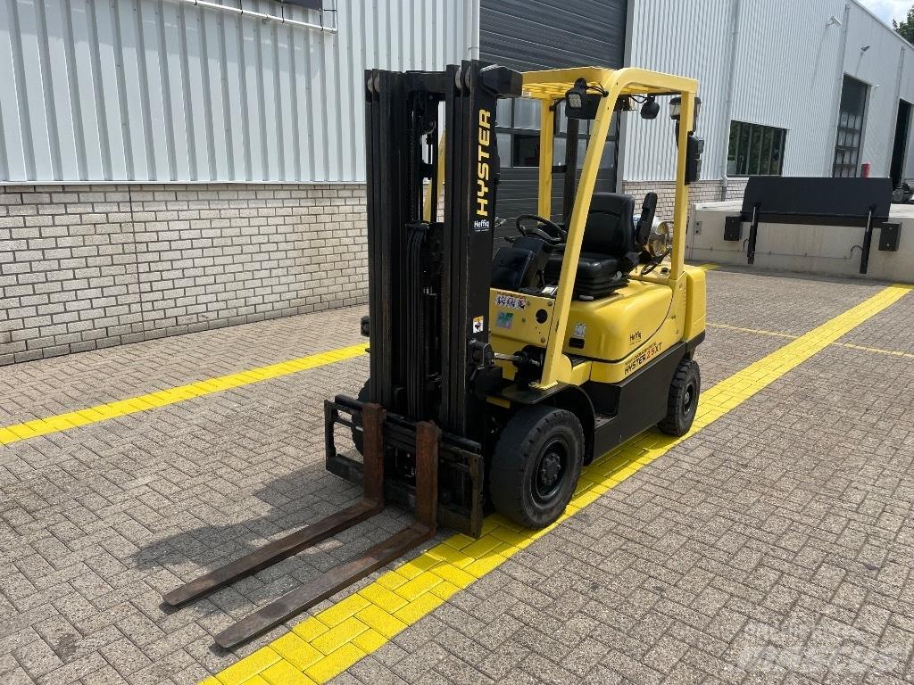 Hyster H 2.5 XT شاحنات LPG