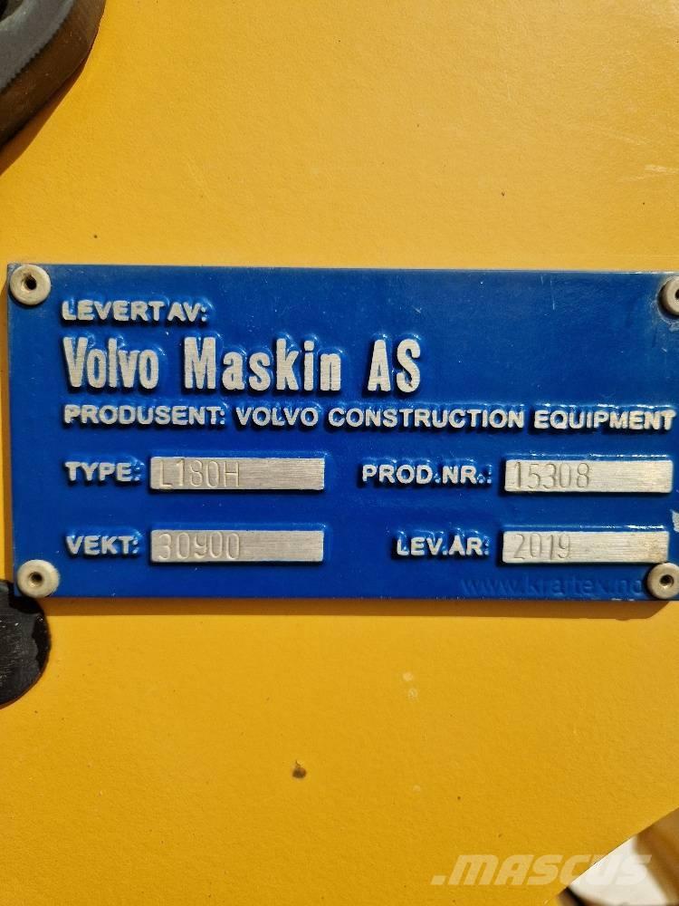 Volvo L180H لوادر بعجل