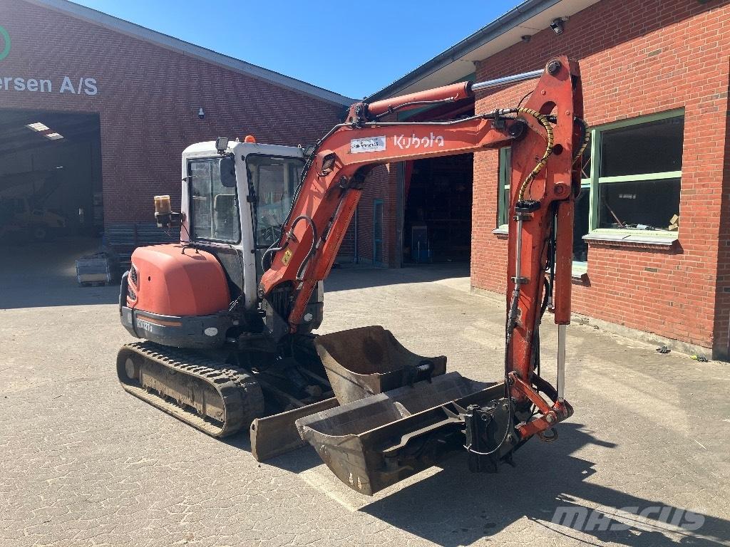 Kubota KX121-3 حفارات صغيرة أقل من 7 طن (حفارات صغيرة)