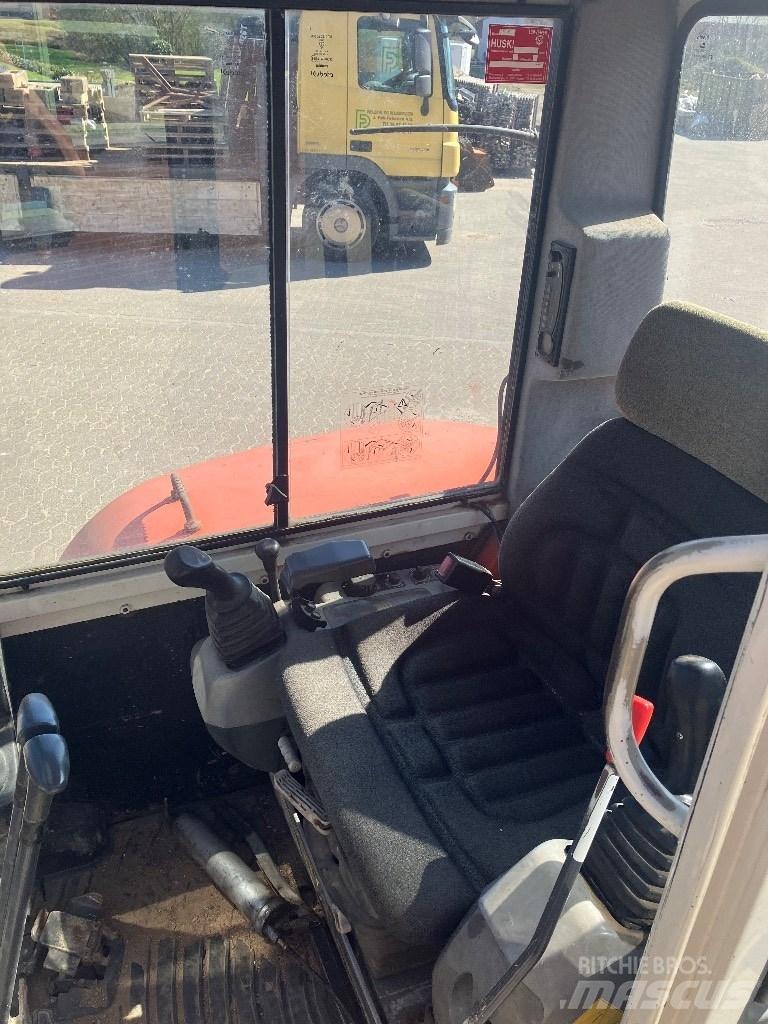 Kubota KX121-3 حفارات صغيرة أقل من 7 طن (حفارات صغيرة)