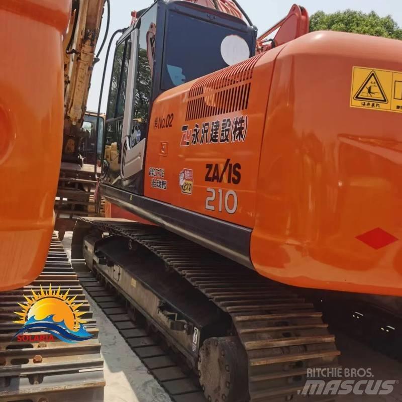 Hitachi ZX 210 حفارات زحافة