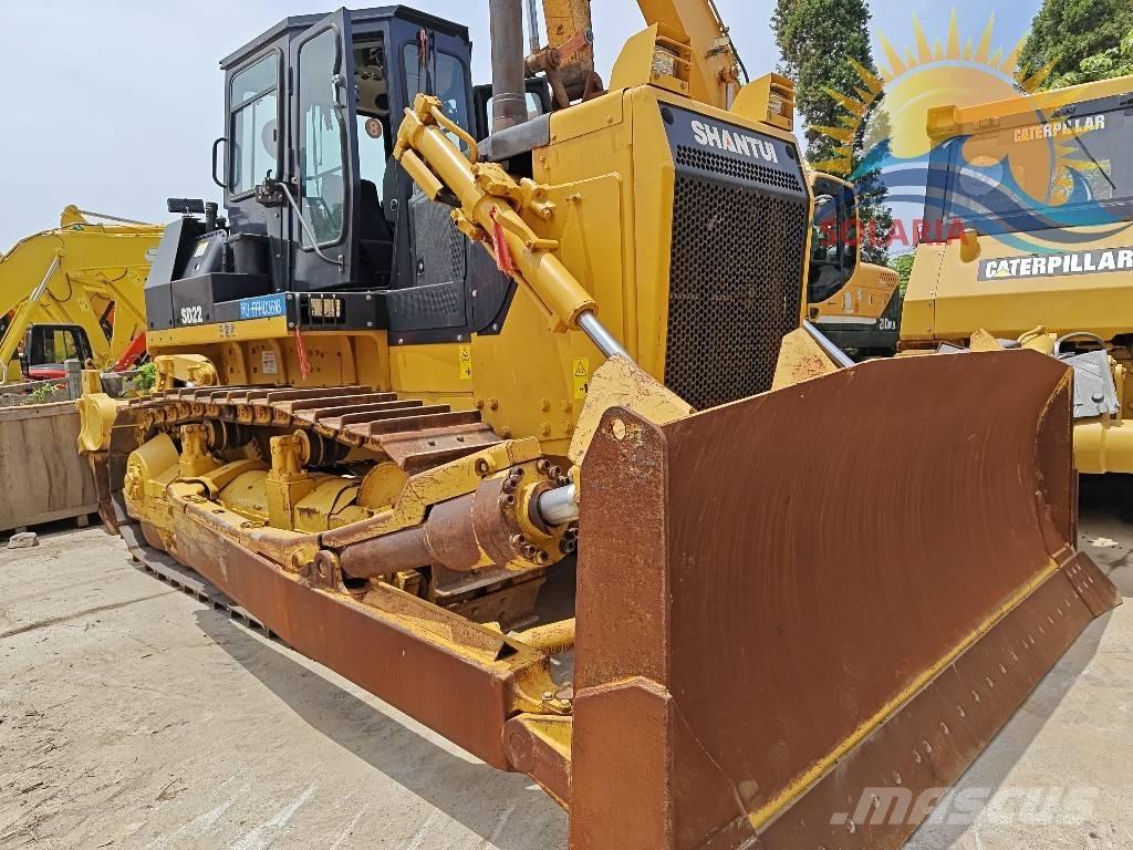 Shantui SD 22 بلدوزرات مجنزرة