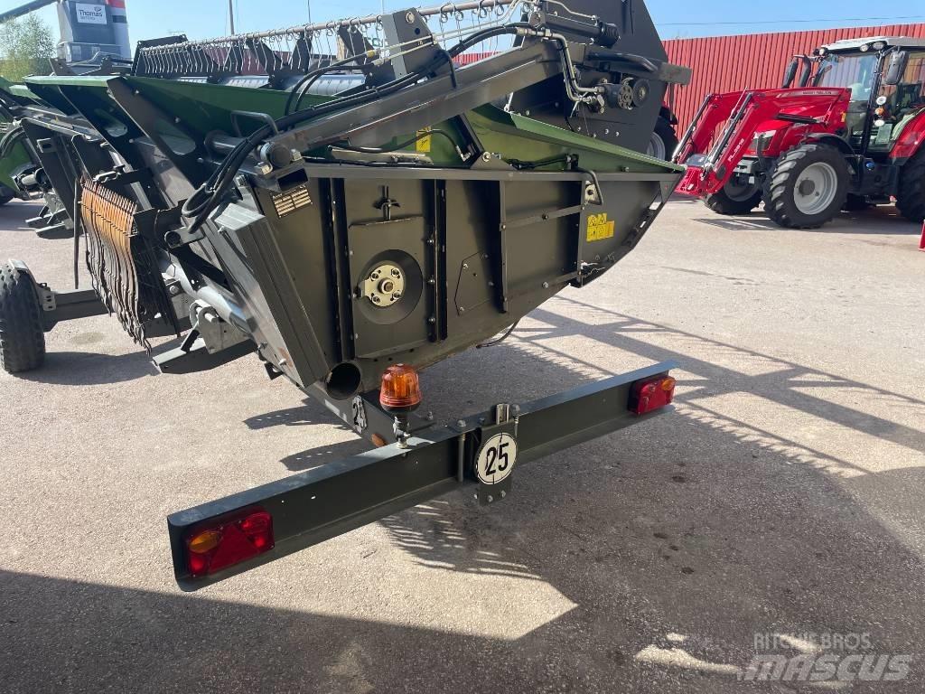 Fendt 6335 C حصادات