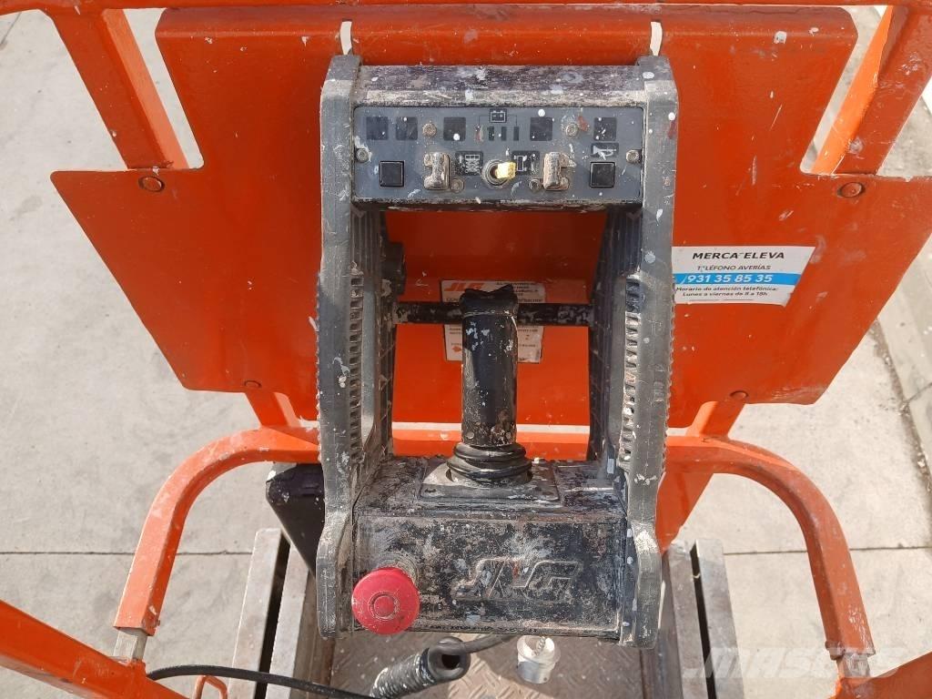 JLG 1930 ES رافعات مقصية الشكل