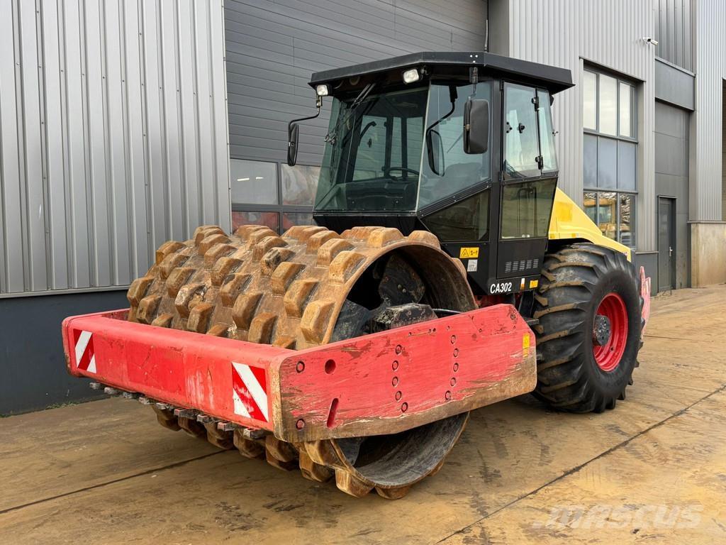 Dynapac CA302 PD مداحل أحادية الأسطوانة