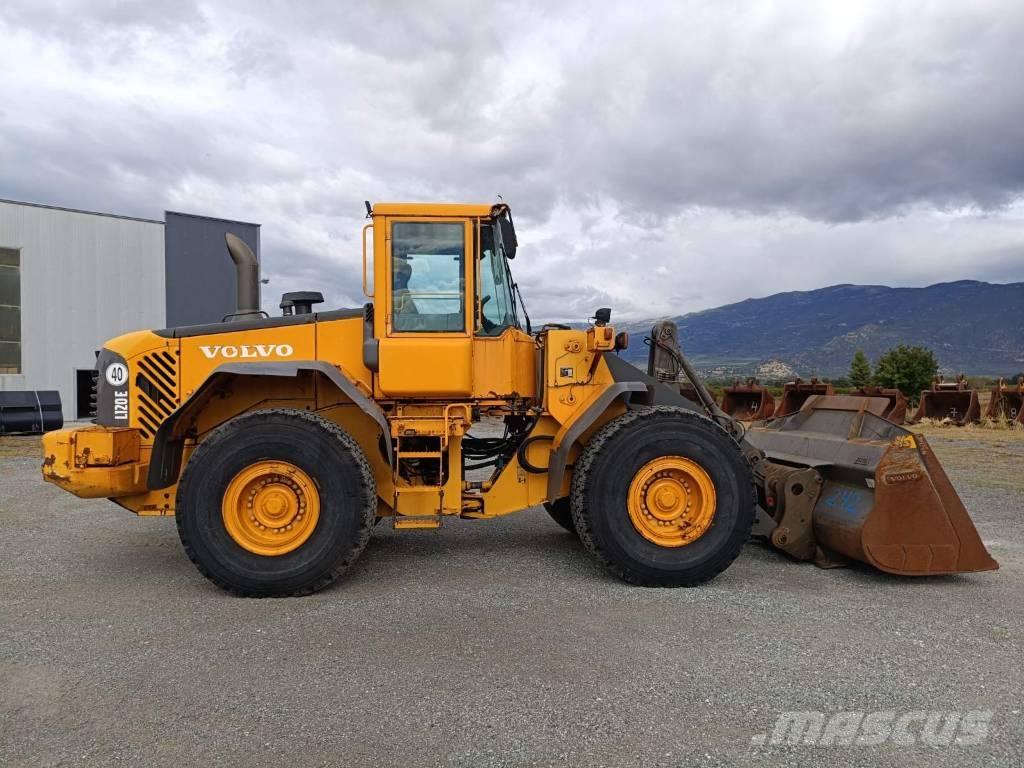 Volvo L 120 E لوادر بعجل