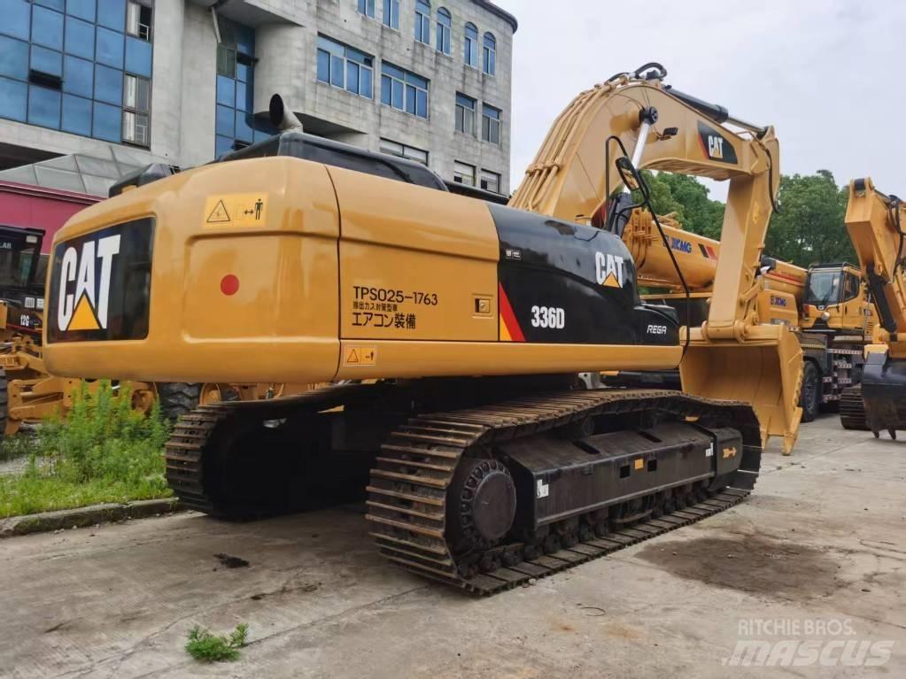 CAT 336D حفارات زحافة