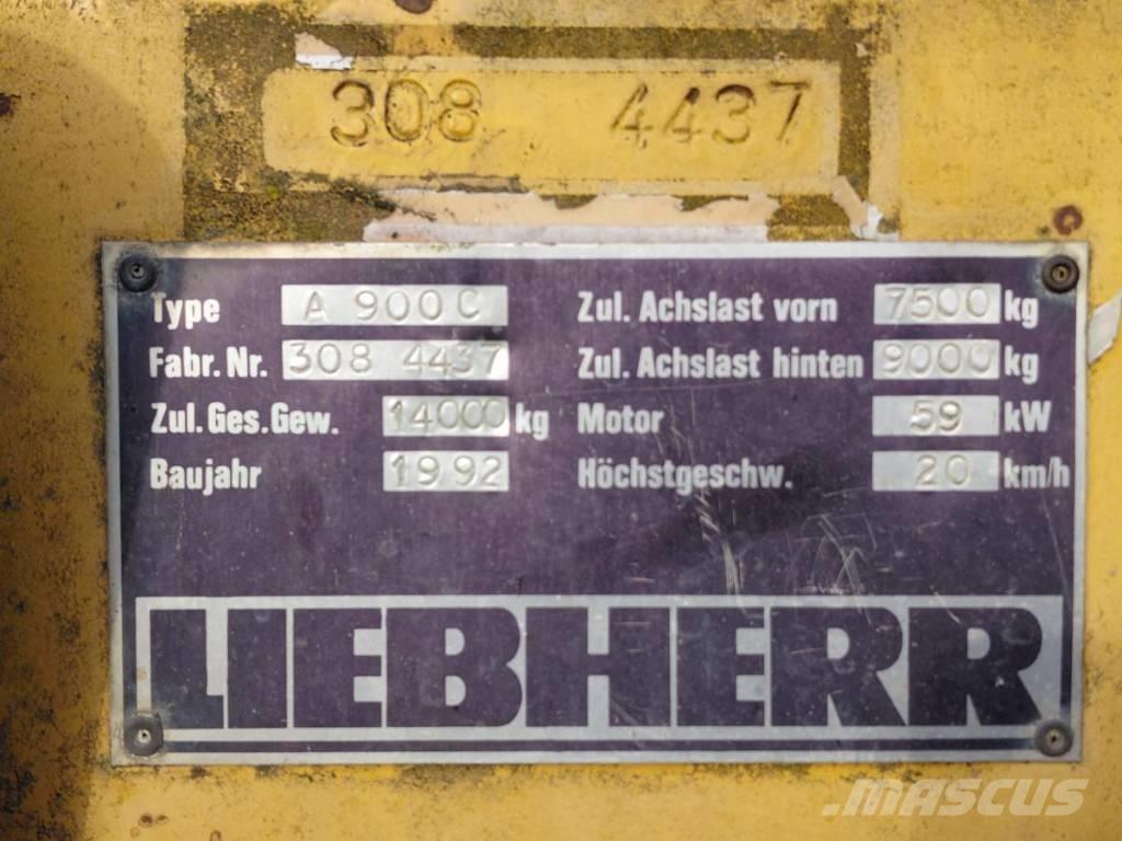 Liebherr A 900 حفارات بعجل