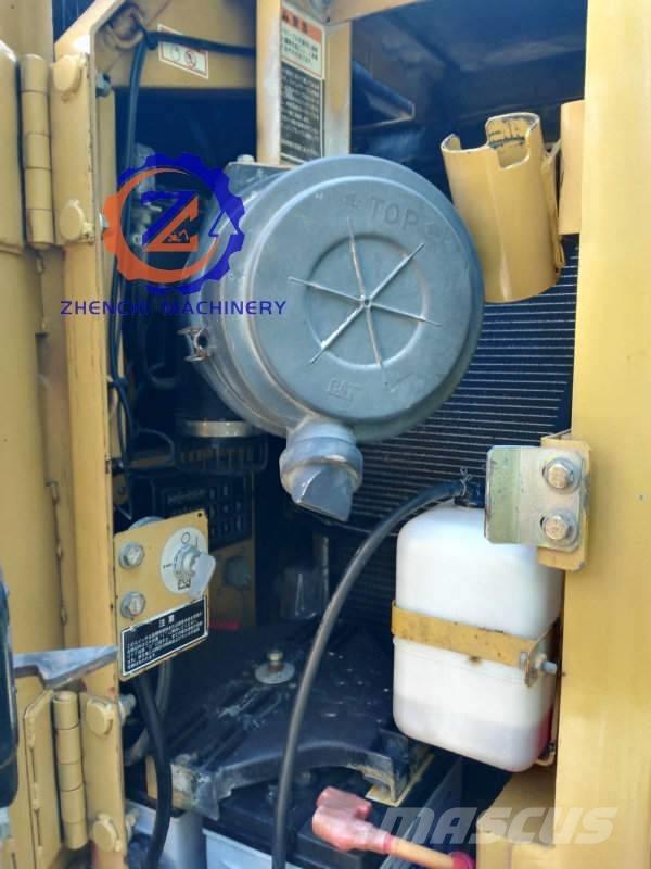 CAT 313 C/Short tail حفارات زحافة