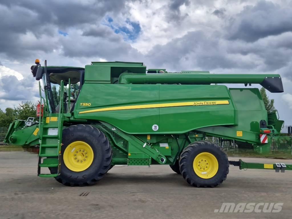 John Deere T 550 حصادات