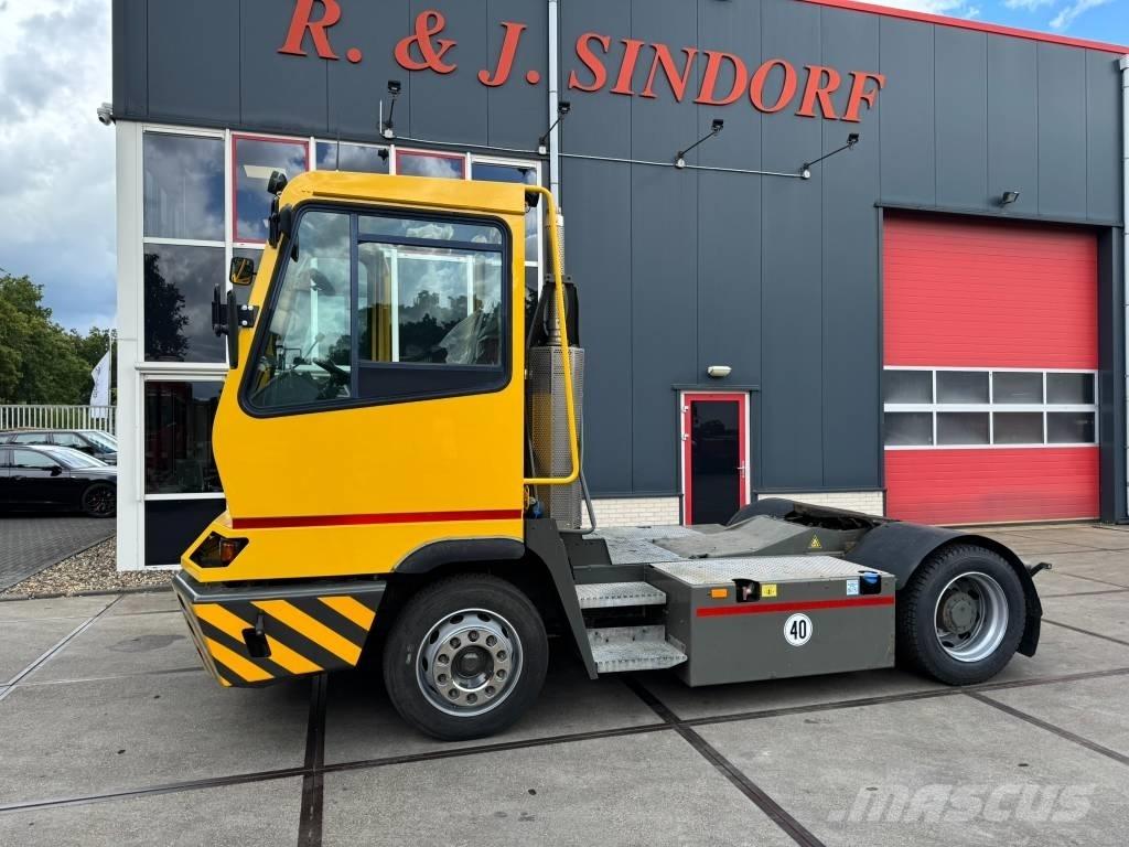 Terberg YT222 جرارات صالات المطارات