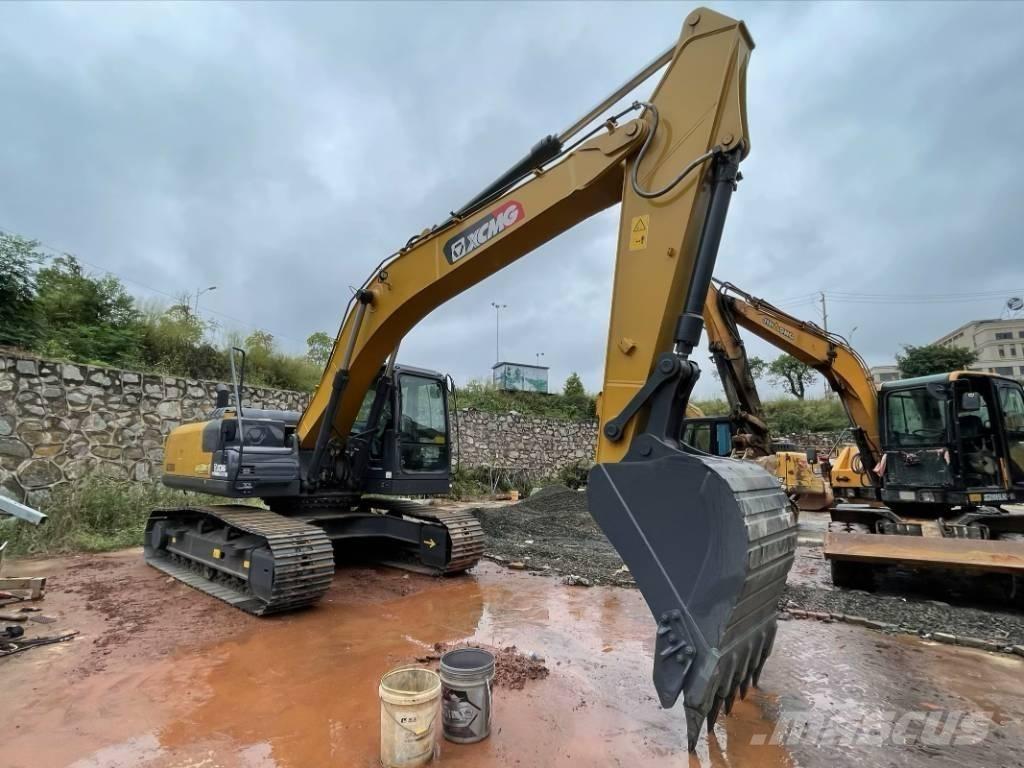 XCMG XE 200 DA حفارات زحافة
