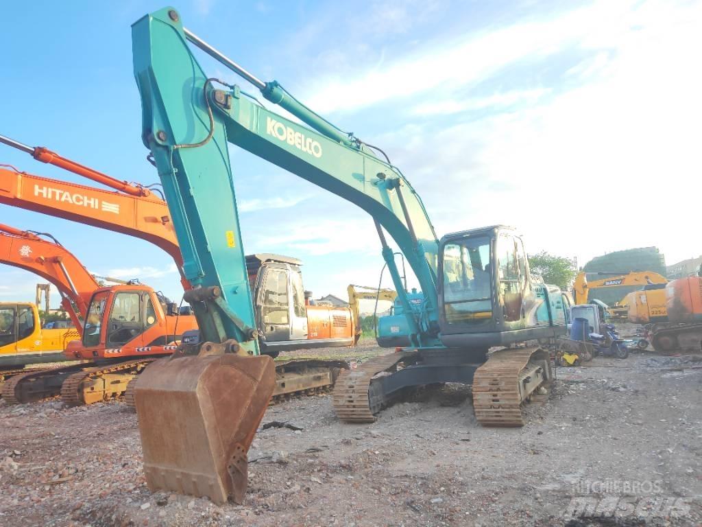 Kobelco SK 200-8 حفارات زحافة