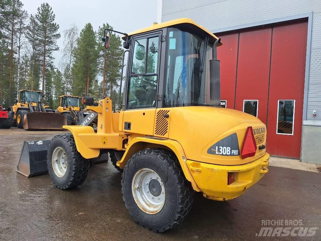 Volvo L30B AURALLA لوادر بعجل