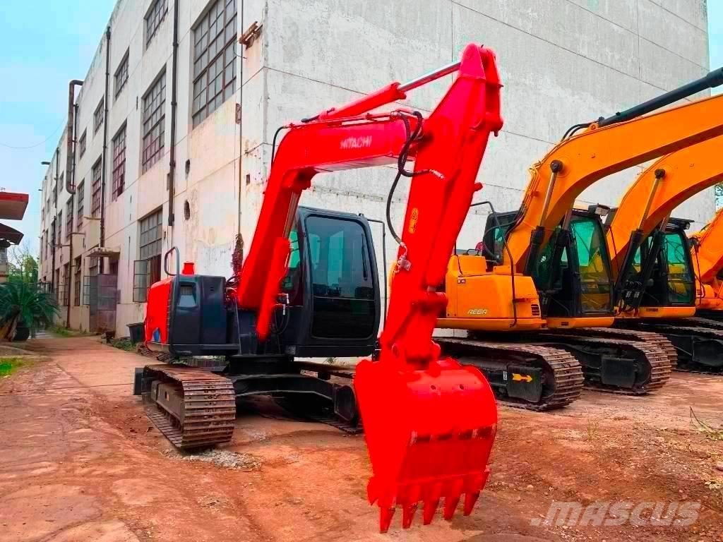 Hitachi Zaxis 70 حفارات زحافة