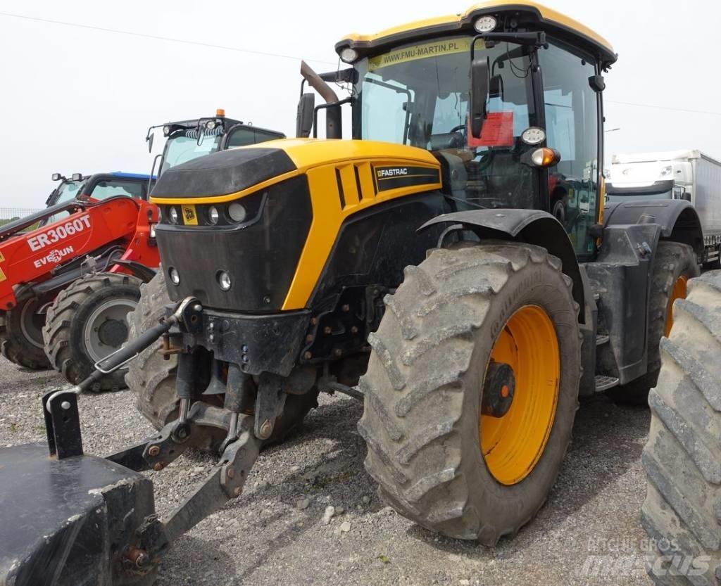 JCB Fastrac 4220 الجرارات
