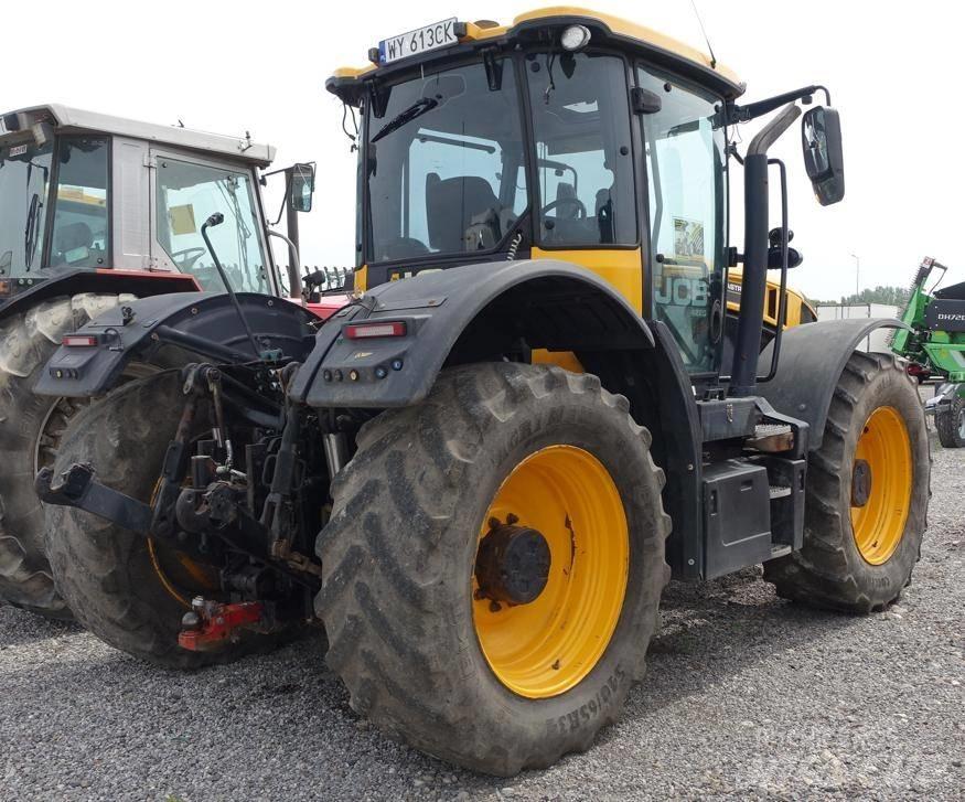 JCB Fastrac 4220 الجرارات