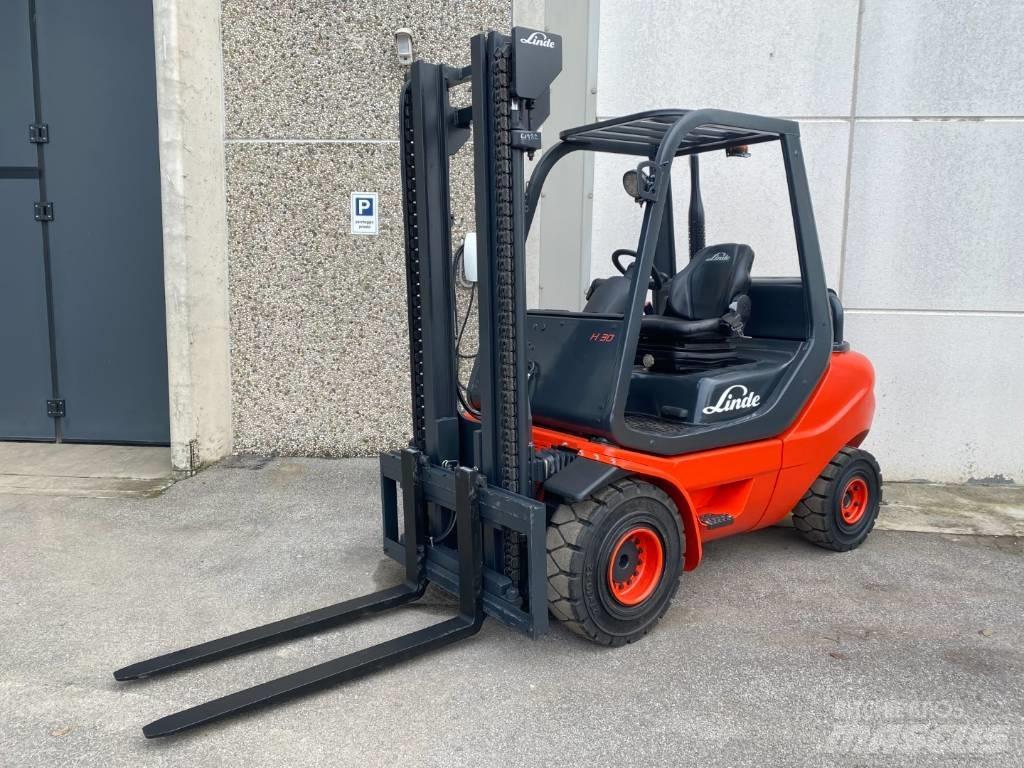 Linde H30D-05 شاحنات الديزل