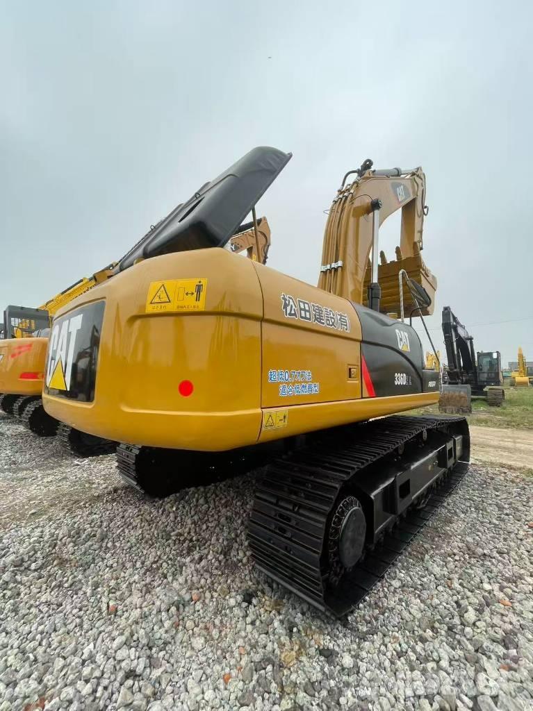 CAT 336 D حفارات زحافة