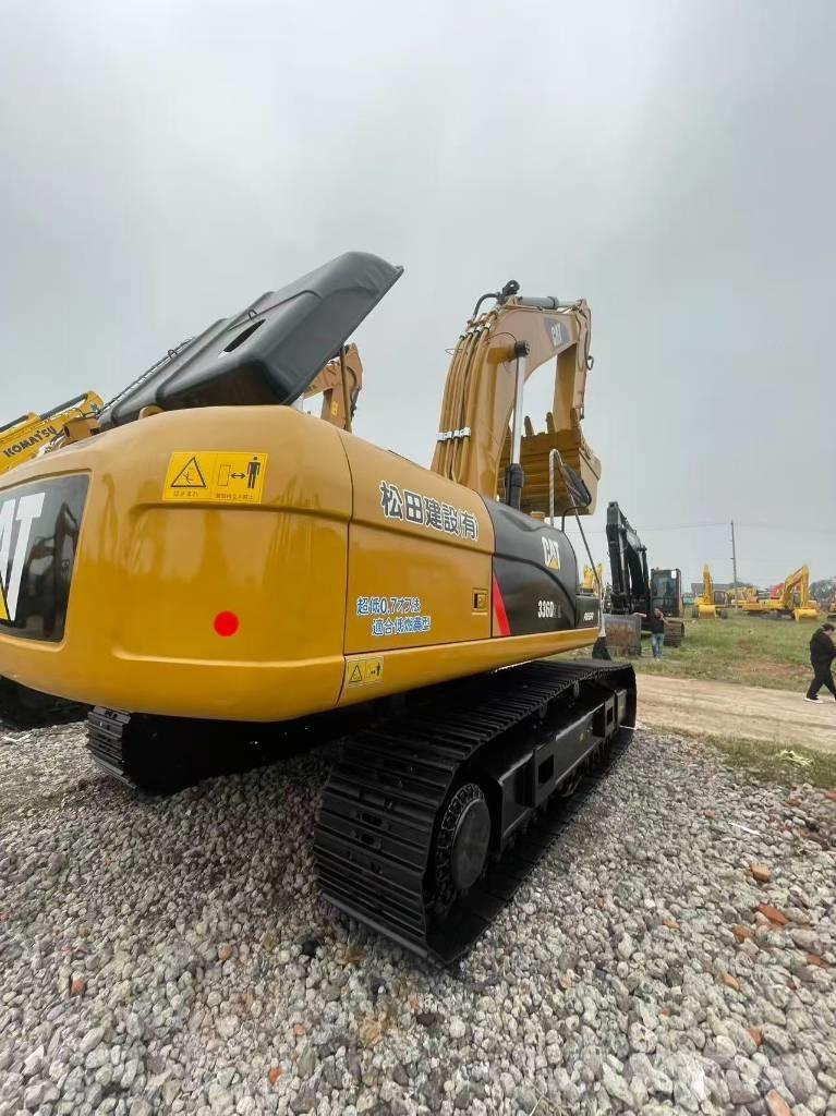 CAT 336 D حفارات زحافة