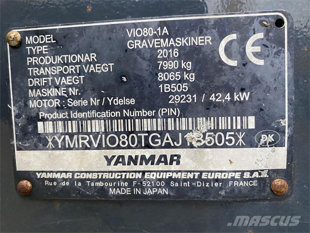 Yanmar VIO80-1A حفارات بعجل