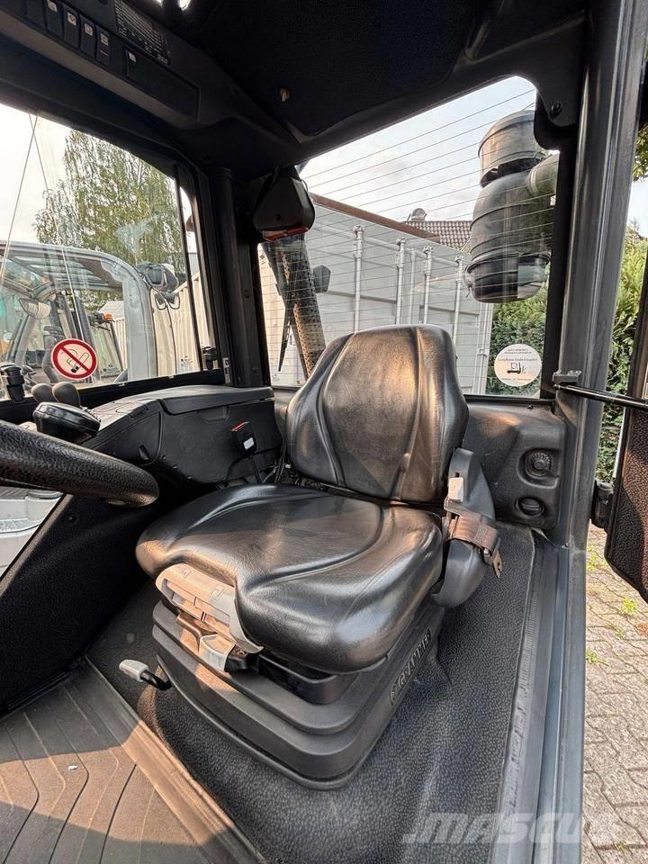 Linde H 30 D شاحنات الديزل