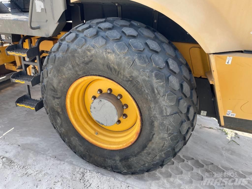 Volvo SD 115 B مداحل أحادية الأسطوانة