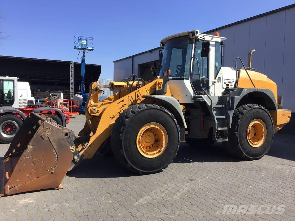 Liebherr L 544 لوادر بعجل