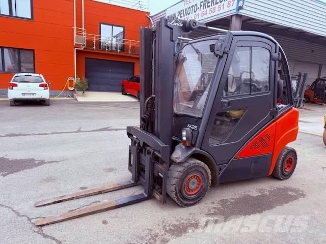 Linde H 25 D شاحنات الديزل