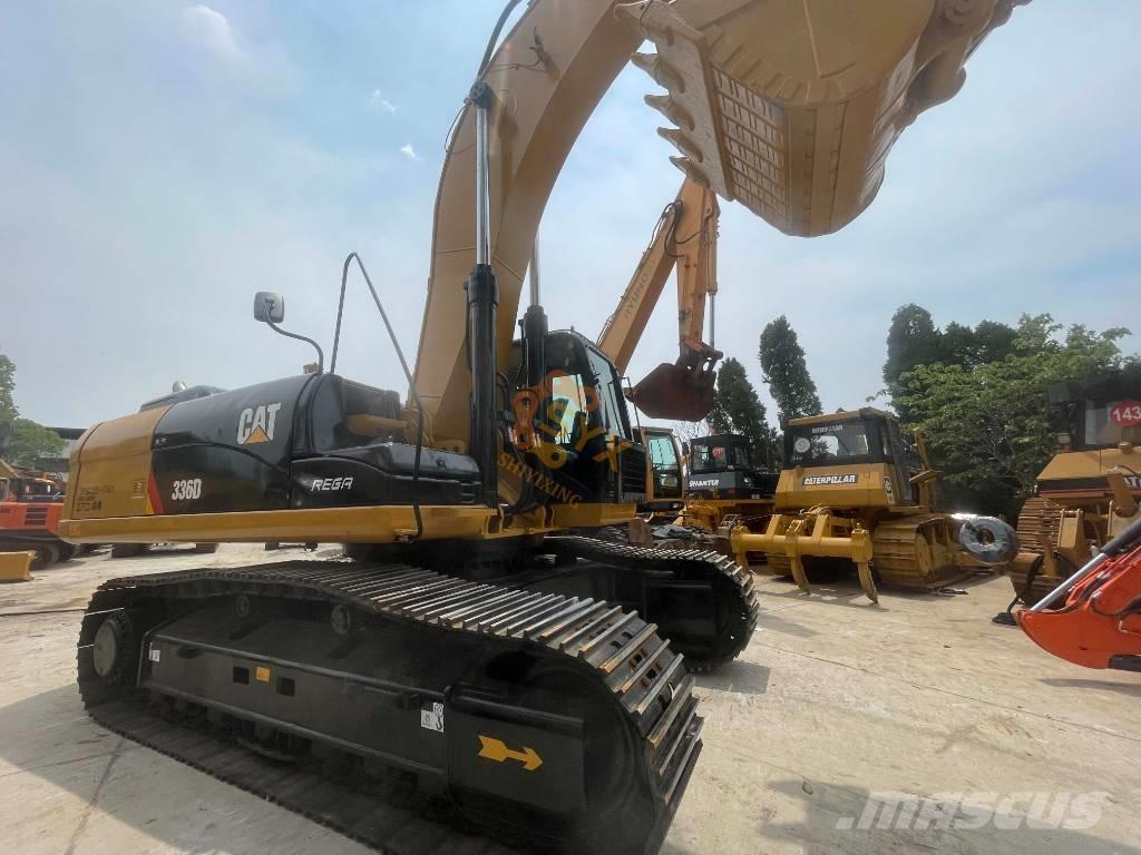 CAT 336 D حفارات زحافة