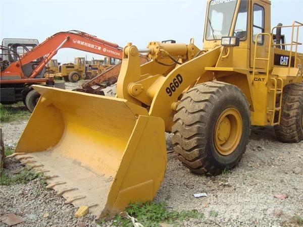 CAT 966 C 966 D لوادر بعجل