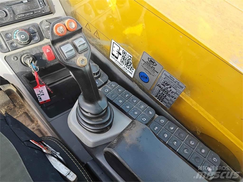 JCB 542-70 معدات مناولة لأغراض الزراعة