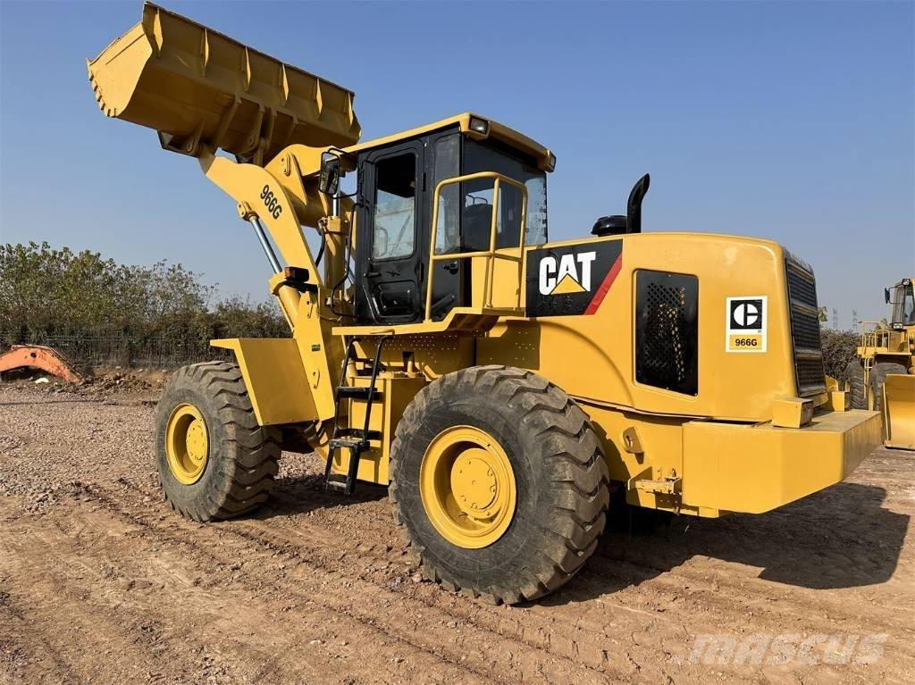 CAT 966 G لوادر بعجل