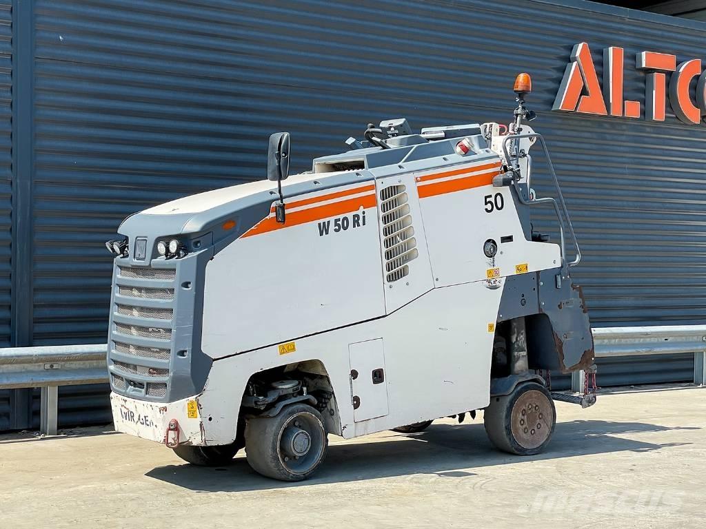 Wirtgen W 50 RI ماكينات الكشط البارد للأسفلت