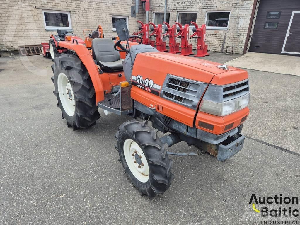 Kubota GL 29 الجرارات