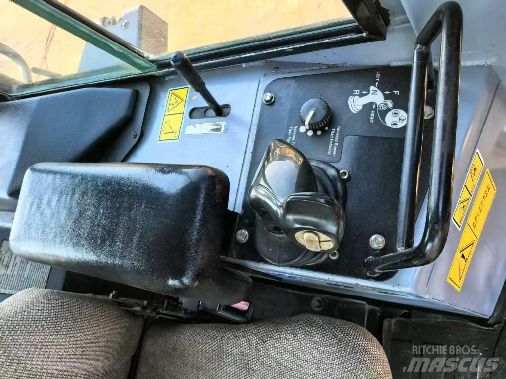 CAT D 6 K XLP معدات تمهيد الطرق