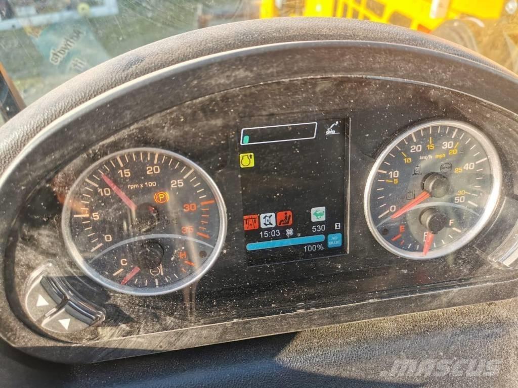Dieci Pegasus 50.25 مناولات متداخلة