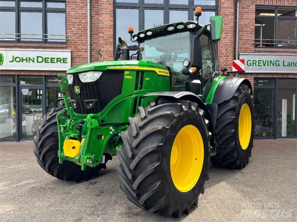 John Deere 6R250 الجرارات