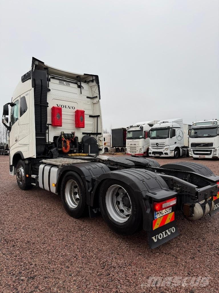 Volvo FH16 6x4 وحدات الجر