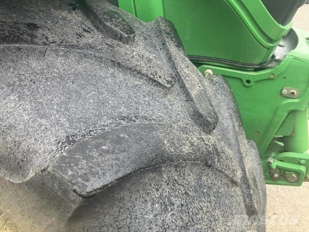 John Deere 6250R الجرارات